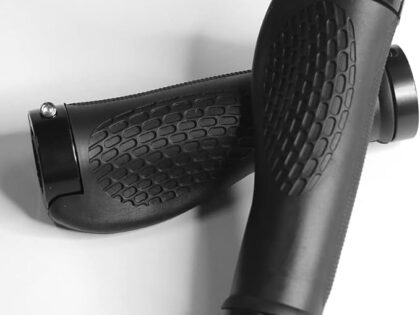 Manopole ergonomiche per bicicletta e-Bike in alluminio, colore nero NTL